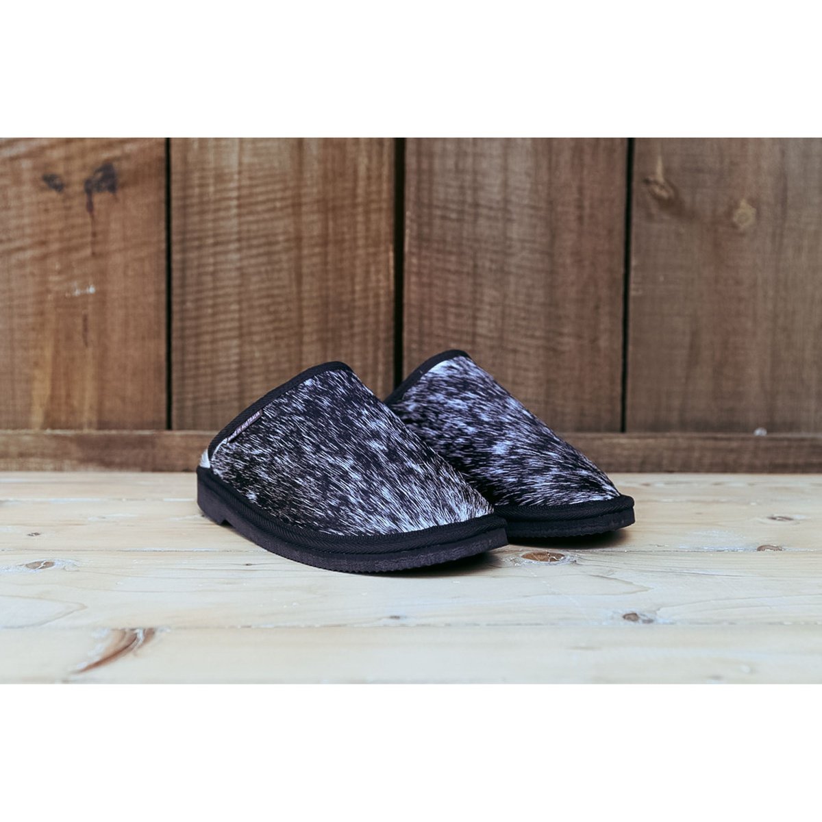 Scuff - Rawhide Black and White
